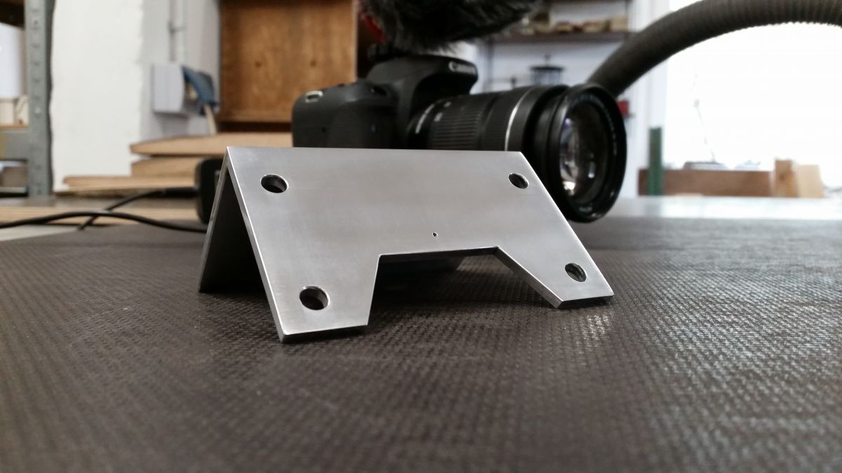 kamerastativ-eigenbau-poliertes-alu-gehaeuse-81cf7430.jpeg