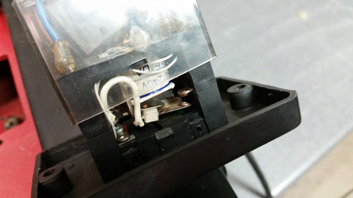 reparatur-schalter-tischbohrmaschine-schalter-nach-instandsetzung-536fdf6f.jpeg