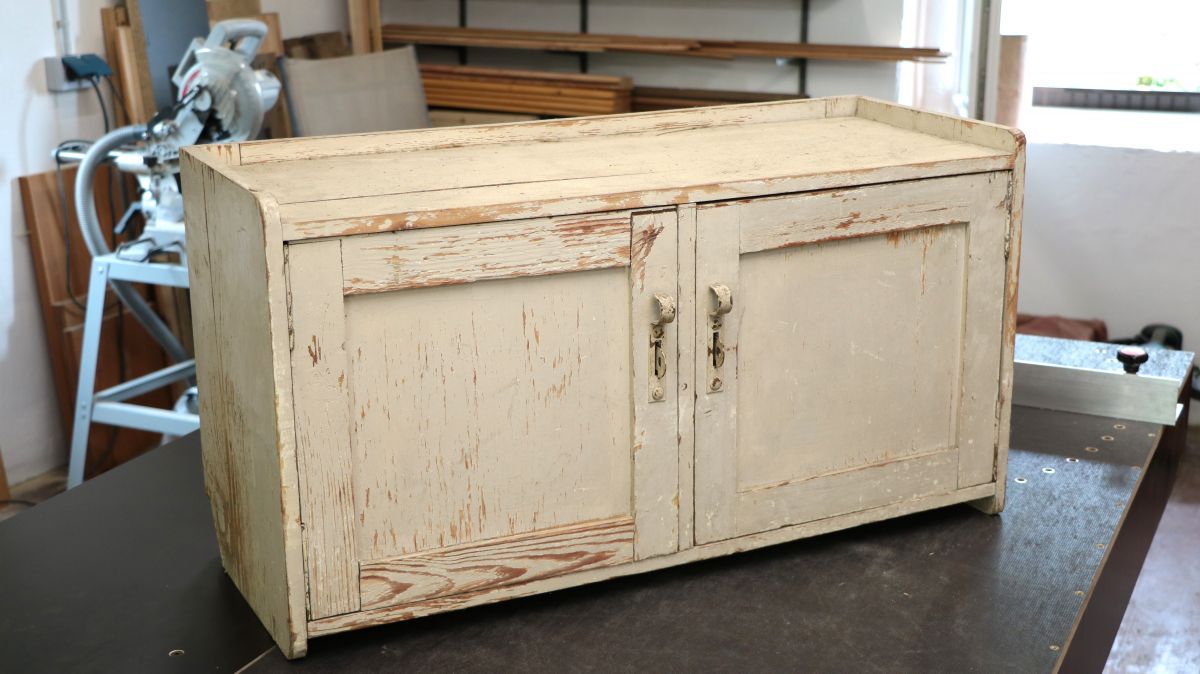 hängeschrank original restaurierung-haengeschrank-haengeschrank-original-00f67332.jpeg