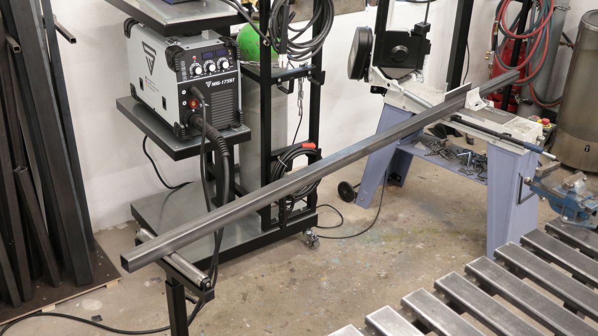 rollenbock-fuer-metallbandsaege-selbstbauen-rollenbock-metallbandsaege-0b64242d.jpeg
