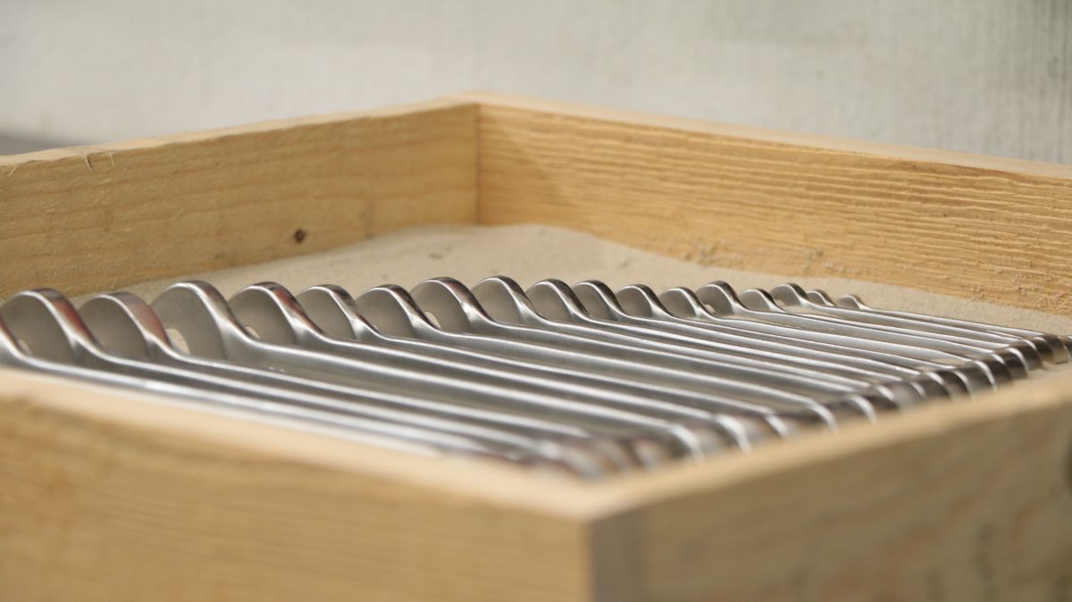 Schraubenschlüssel exakt ausrichten schraubenschluessel-halter-selbstbauen-mit-ungewoehnlichem-hilfsmittel-schraubenschluessel-exakt-ausrichten-80c3126d.jpeg