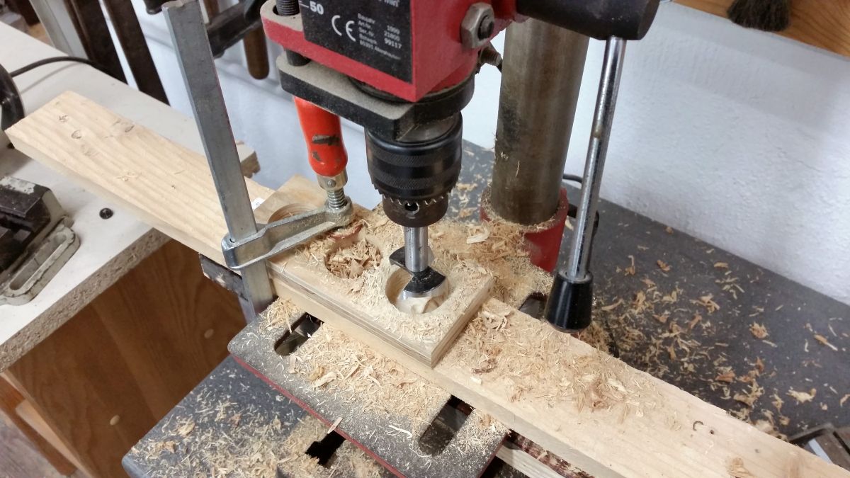 25mm Loch Forstnerbohrer stiftehalter-aus-holz-und-aluminium-selbstbauen-25mm-loch-forstnerbohrer-c0b42eb6.jpeg