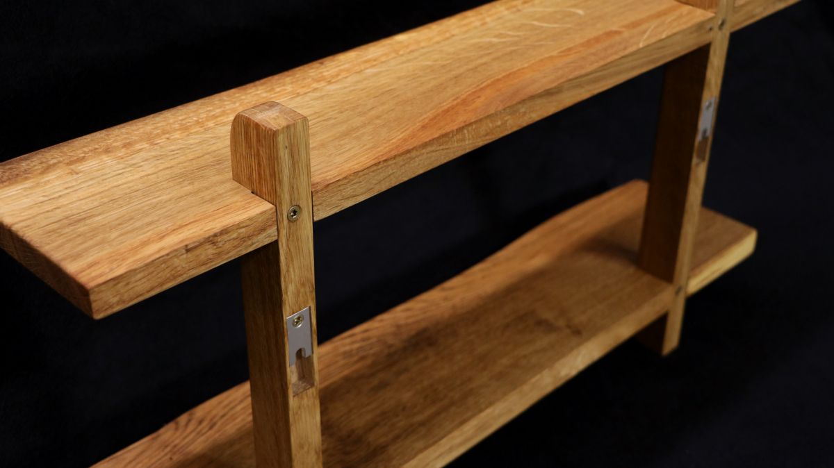 wandregal-aus-eiche-hinterseite-db6bbfb0.jpeg